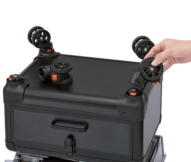 wag_c800_caster.jpg